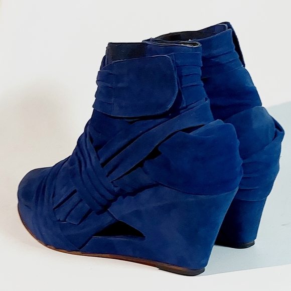 🗨LD Tuttle blue suede wrapped sculptural wedge Chelsea boots, EU41, RARE, EUC - Picture 7 of 13